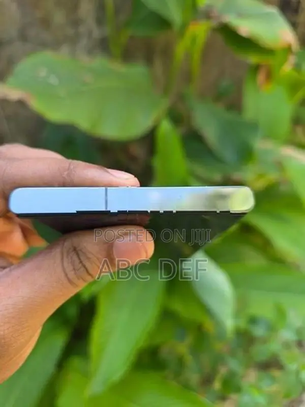 Samsung Galaxy S23 Ultra Vietnam 12GB 256GB (Used)