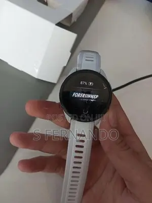 Garmin Forerunner 165 white