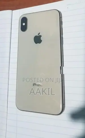 Apple iPhone XS (Used)