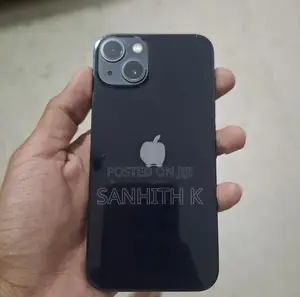 Apple iPhone 13 (Used)