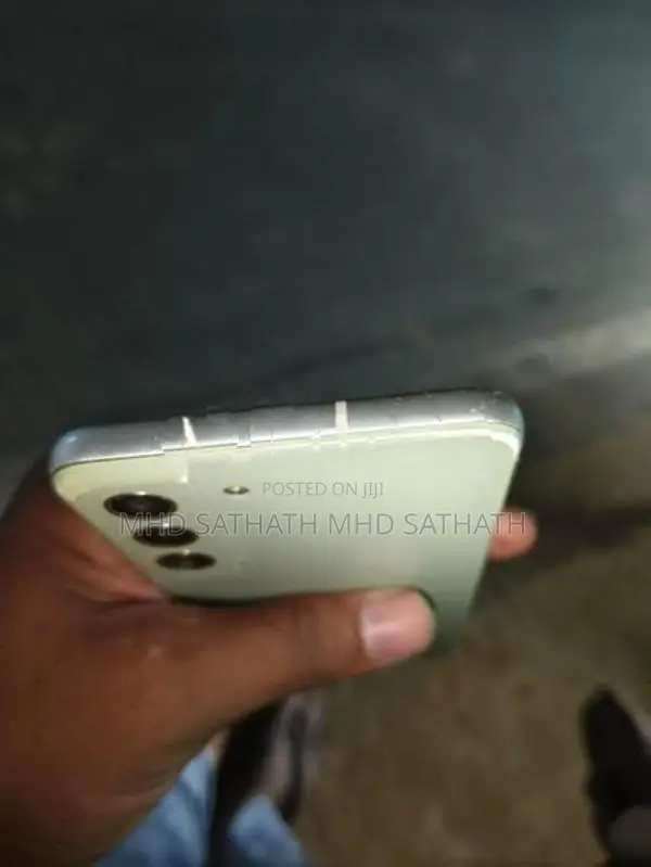 Samsung Galaxy S21 FE (Used)