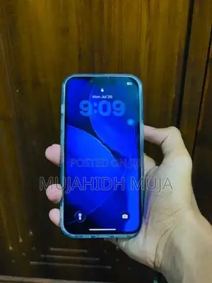 Apple iPhone 13 (Used)
