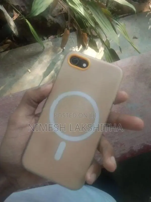 Apple iPhone 8 (Used)