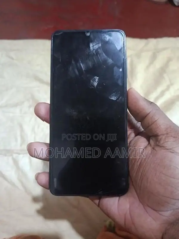 Samsung Galaxy A06 black colour 4/64 (Used)