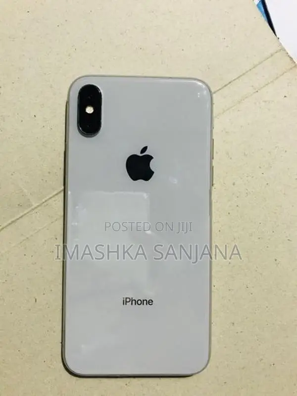 Apple iPhone X (Used)