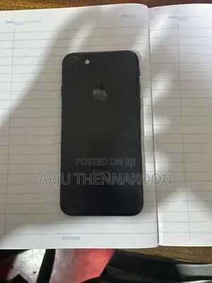 Apple iPhone 7 128GB (Used)