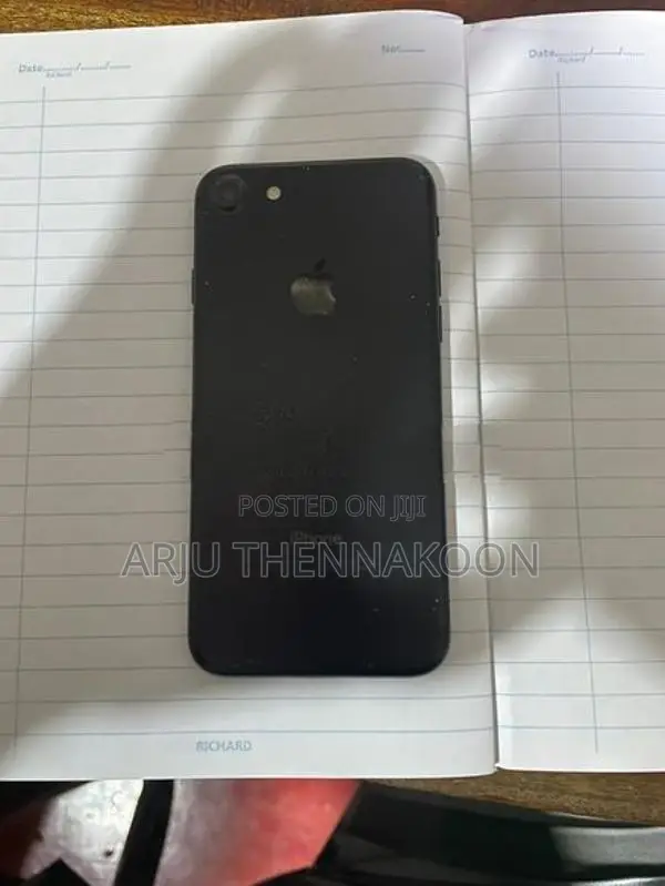 Apple iPhone 7 128GB (Used)