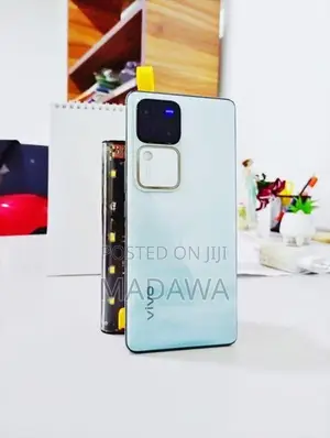 Vivo V30 Pro (Used)