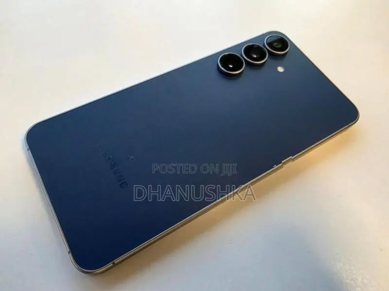 Samsung Galaxy S25 FE 8GB / 256GB (Used)