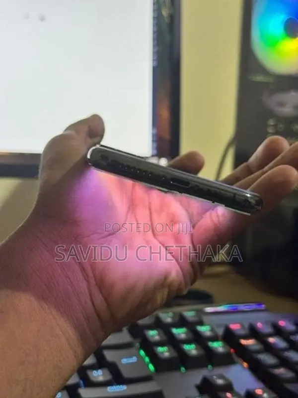 Apple iPhone 11 Pro (Used)