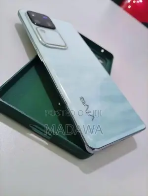 Vivo V30 Pro (Used)