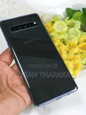 Samsung Galaxy S10 5g 256gb/8+8 gb (Used)