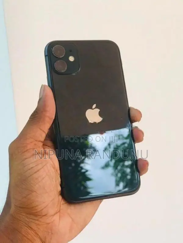 Apple iPhone 11 128GB (Used)