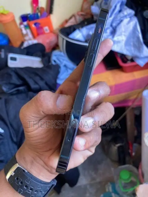 Apple iPhone 12 Pro 256GB (Used)