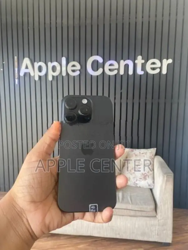 Apple iPhone 16 Pro (Used)