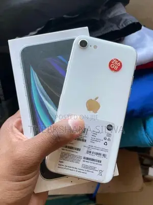 Apple iPhone SE 2 (Used)