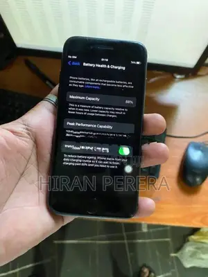 Apple iPhone 8 (Used)