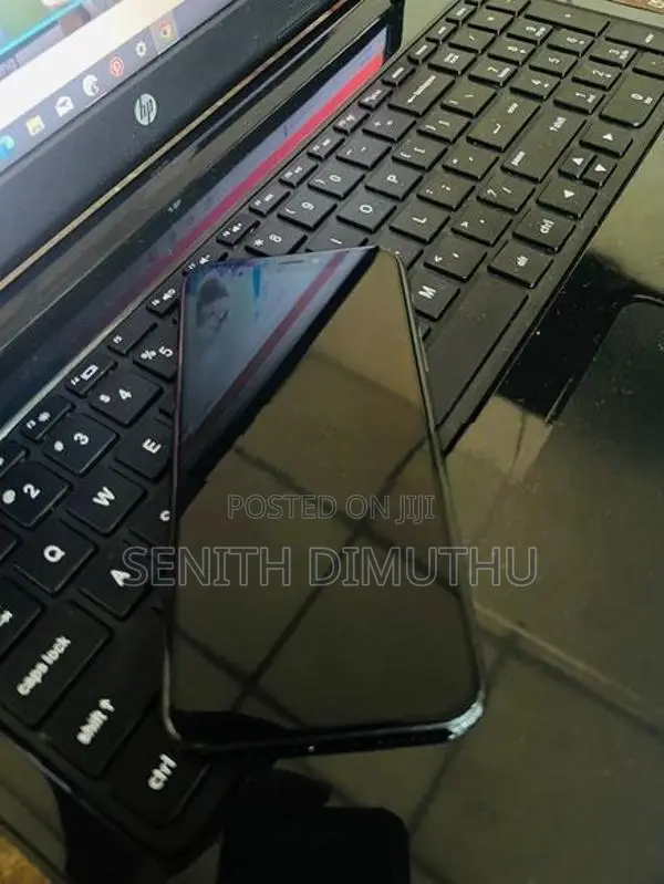 Apple iPhone XS (Used)