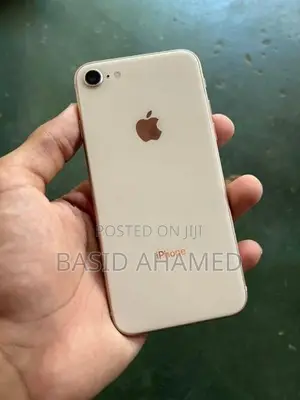 Apple iPhone 8 (Used)