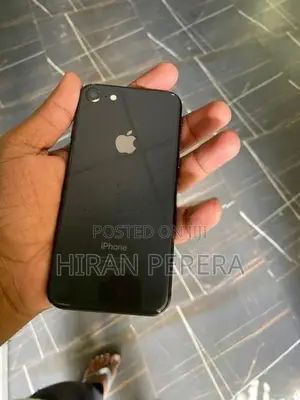 Apple iPhone 8 (Used)
