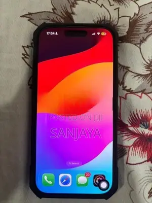 Apple iPhone 17 (Used)