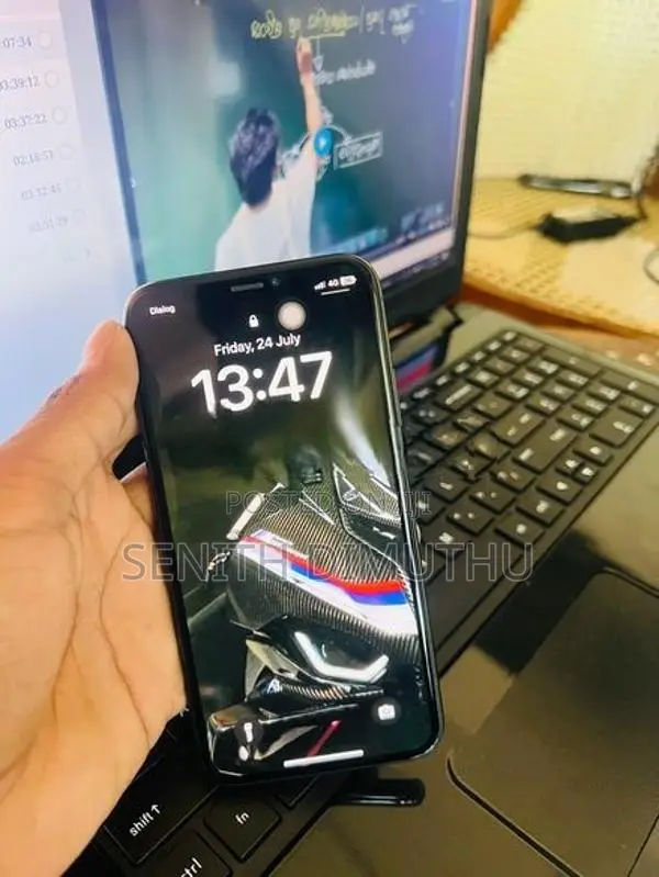 Apple iPhone XS (Used)