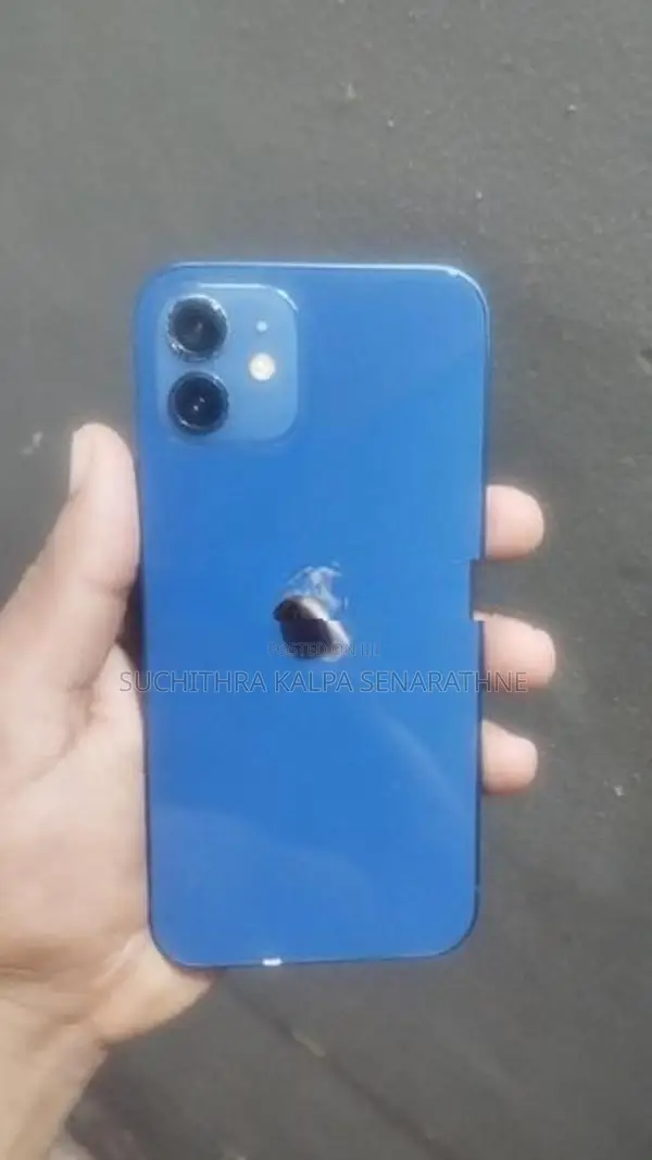Apple iPhone 12 (Used)