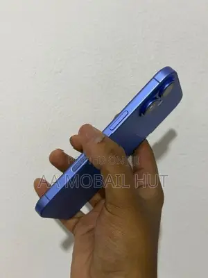 Apple iPhone 16 128GB (Used)
