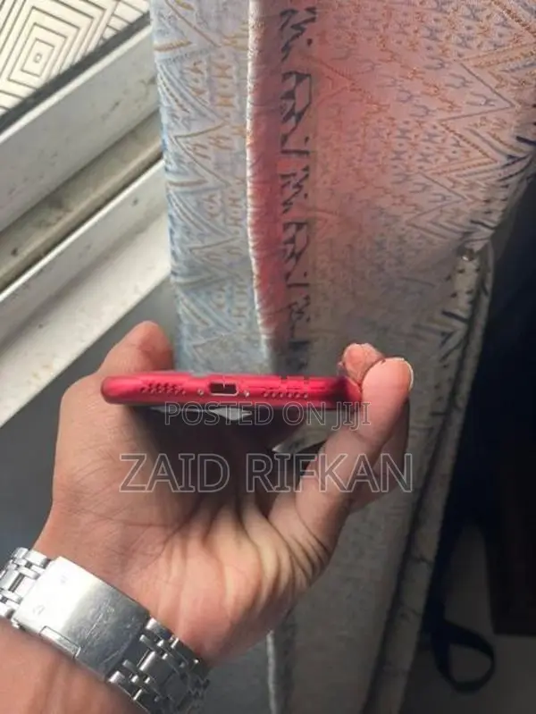 Apple iPhone 11 (Used)