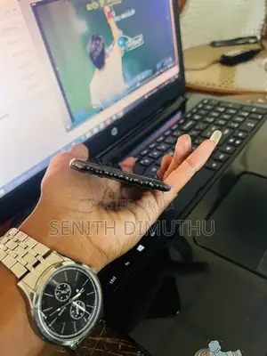 Apple iPhone XS (Used)