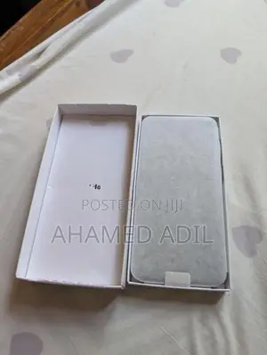 Samsung Galaxy A17 (Brand New)