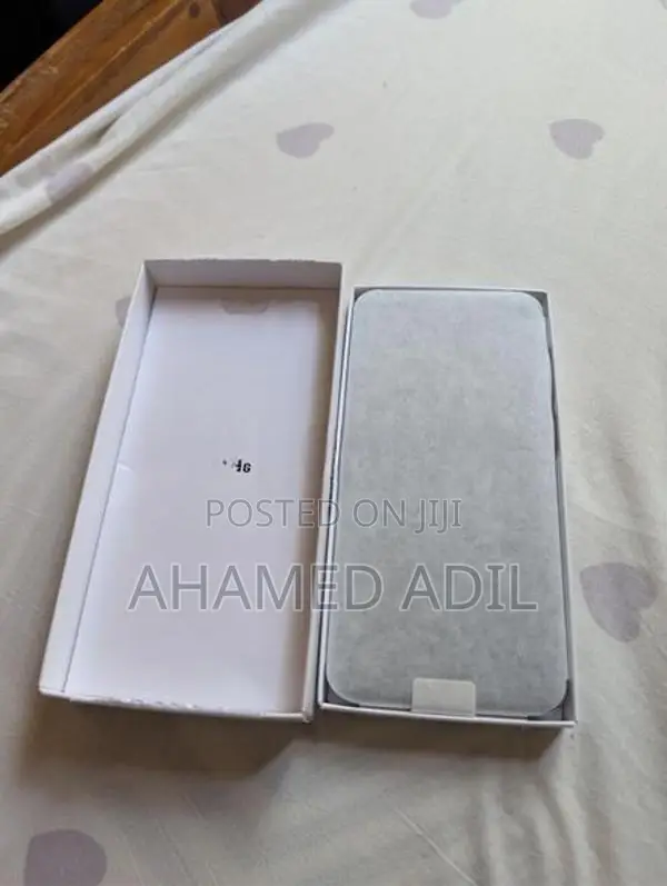 Samsung Galaxy A17 (Brand New)