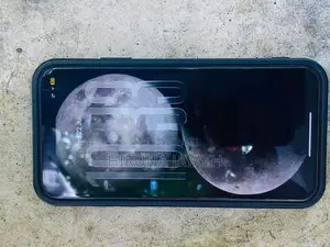 Apple iPhone 11 (Used)