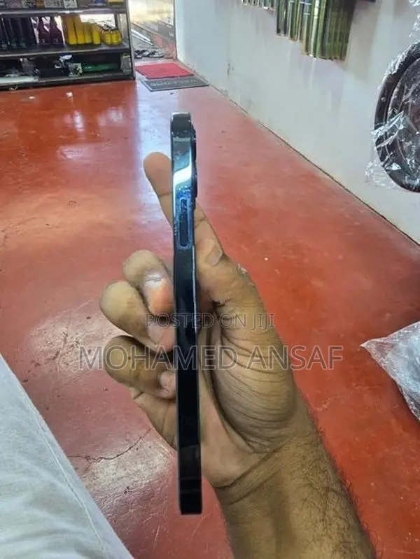 Apple iPhone 12 Pro LL/A (Used)