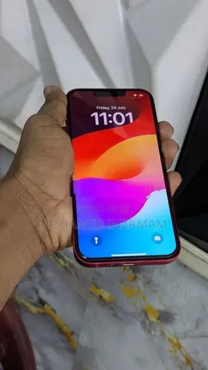 Apple iPhone 13 (Used)