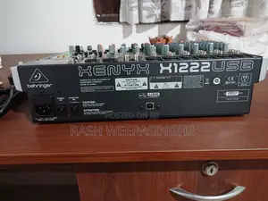 Behringer Xenyx X1222 USB Mixer