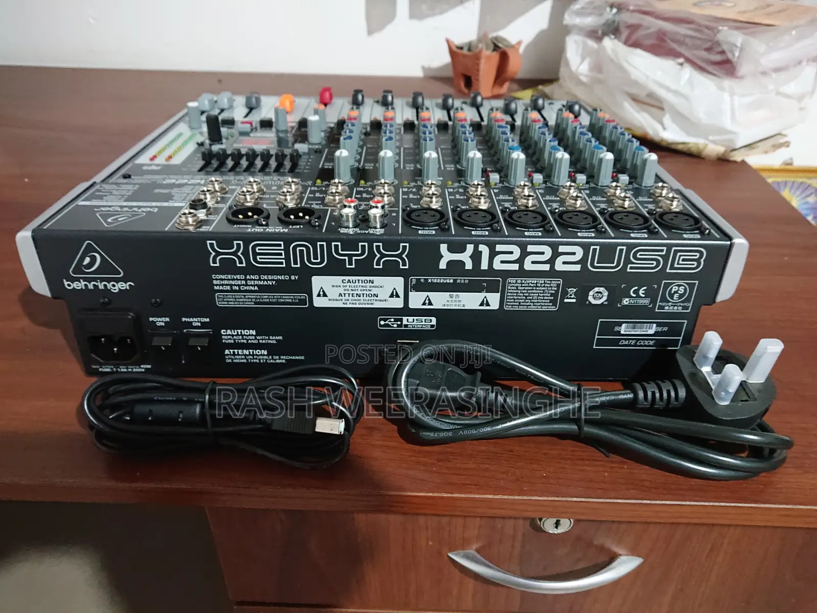 Behringer Xenyx X1222 USB Mixer