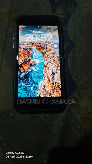 Apple iPhone SE (2020) 256 GB Red