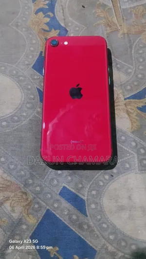 Apple iPhone SE (2020) 256 GB Red