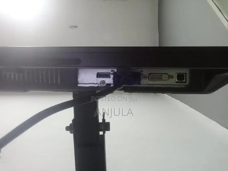 21" HP VGA Monitor