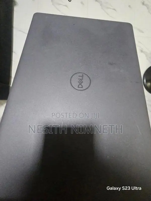 Dell Inspiron 3502
