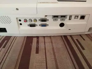 Live Projector GL-750FHD