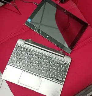 Acer Switch One 2-in-1 Laptop