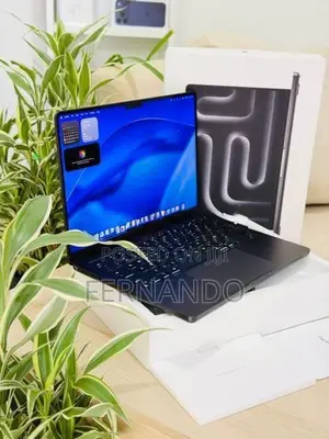 Apple MacBook Pro M4 14"Inch 16GB/512GB 2024