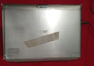 Acer Switch One 2-in-1 Laptop