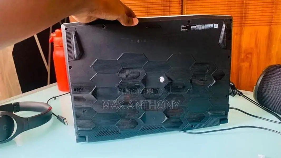 MSI Sword 15 A12UCX