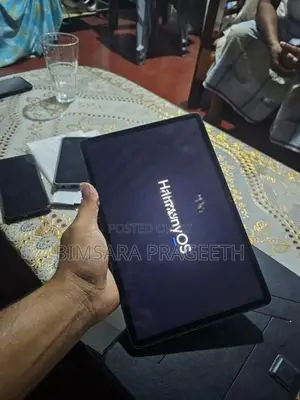 Huawei Mate SE 11