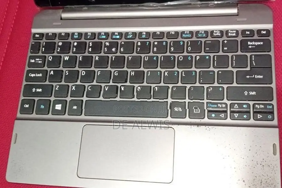 Acer Switch One 2-in-1 Laptop