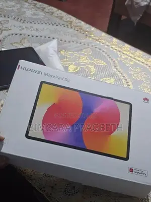 Huawei Mate SE 11