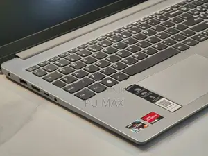 Lenovo IdeaPad 1 8GB 512GB NVME